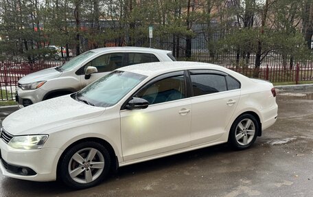 Volkswagen Jetta VI, 2012 год, 1 400 000 рублей, 11 фотография