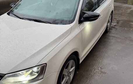 Volkswagen Jetta VI, 2012 год, 1 400 000 рублей, 6 фотография