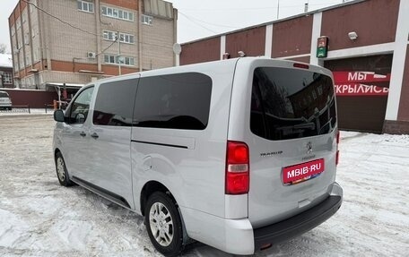 Peugeot Traveller I, 2021 год, 3 100 000 рублей, 4 фотография