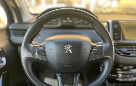 Peugeot 208 II, 2013 год, 837 000 рублей, 11 фотография