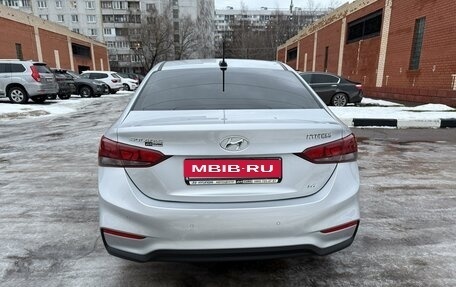 Hyundai Solaris II рестайлинг, 2018 год, 1 570 000 рублей, 10 фотография