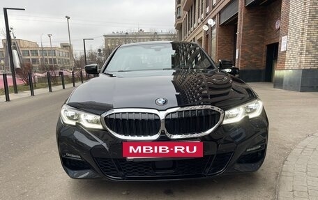 BMW 3 серия, 2019 год, 4 100 000 рублей, 2 фотография