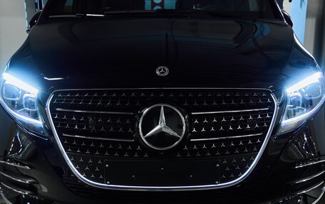 Mercedes-Benz V-Класс, 2024 год, 17 375 000 рублей, 26 фотография