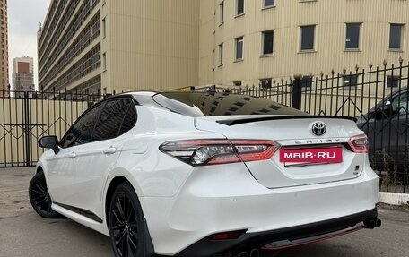 Toyota Camry, 2022 год, 4 300 000 рублей, 3 фотография