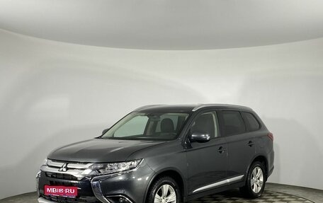 Mitsubishi Outlander III рестайлинг 3, 2017 год, 1 800 000 рублей, 1 фотография