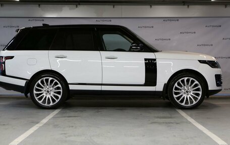 Land Rover Range Rover IV рестайлинг, 2018 год, 6 900 000 рублей, 8 фотография