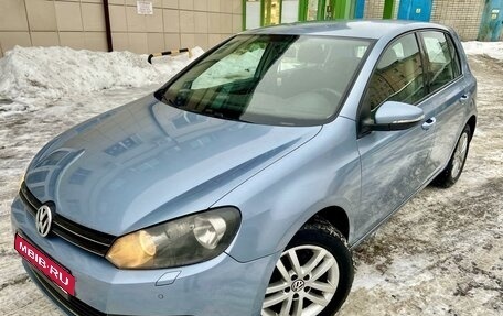 Volkswagen Golf VI, 2010 год, 900 000 рублей, 1 фотография