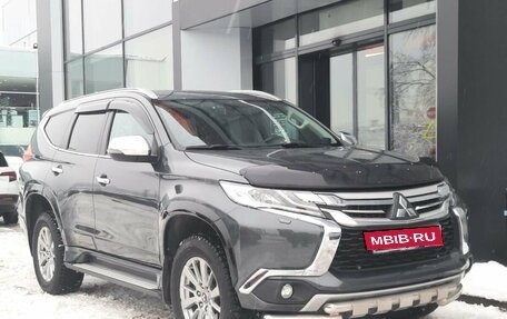 Mitsubishi Pajero Sport III рестайлинг, 2018 год, 3 115 000 рублей, 3 фотография