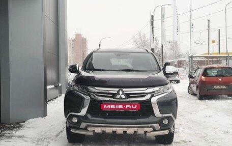 Mitsubishi Pajero Sport III рестайлинг, 2018 год, 3 115 000 рублей, 2 фотография