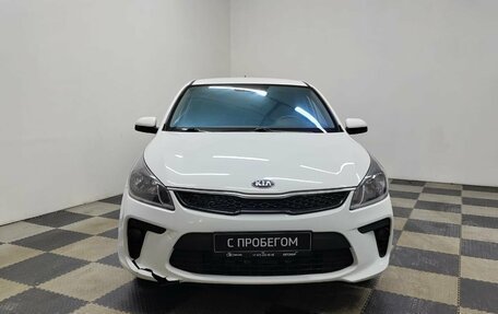 KIA Rio IV, 2018 год, 880 000 рублей, 2 фотография