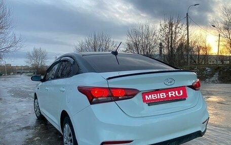 Hyundai Solaris II рестайлинг, 2018 год, 1 180 000 рублей, 4 фотография