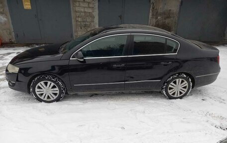 Volkswagen Passat B6, 2007 год, 560 000 рублей, 3 фотография