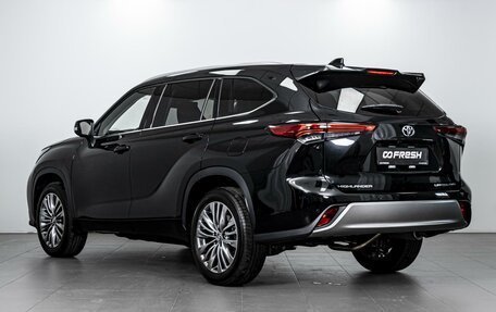 Toyota Highlander, 2024 год, 6 900 000 рублей, 2 фотография