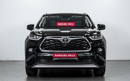 Toyota Highlander, 2024 год, 6 900 000 рублей, 3 фотография