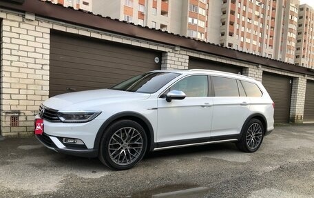 Volkswagen Passat B8 рестайлинг, 2017 год, 3 400 000 рублей, 1 фотография