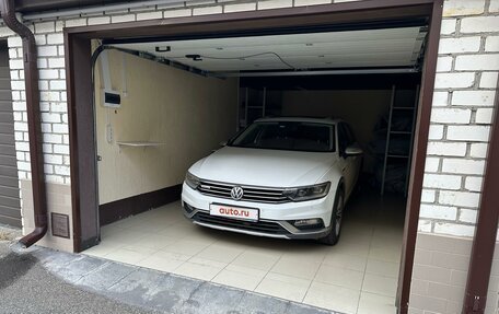 Volkswagen Passat B8 рестайлинг, 2017 год, 3 400 000 рублей, 3 фотография