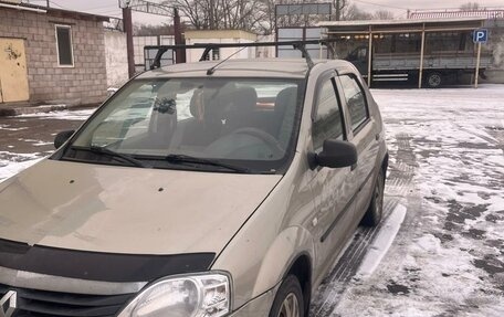 Renault Logan I, 2010 год, 570 000 рублей, 4 фотография