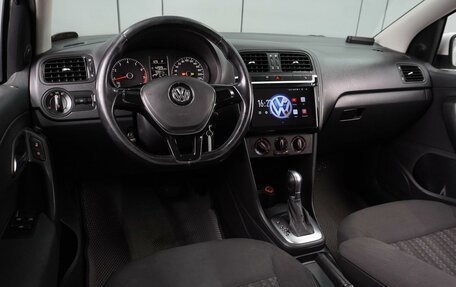 Volkswagen Polo VI (EU Market), 2015 год, 1 155 000 рублей, 6 фотография