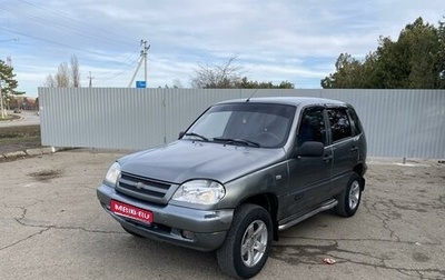 Chevrolet Niva I рестайлинг, 2004 год, 343 000 рублей, 1 фотография