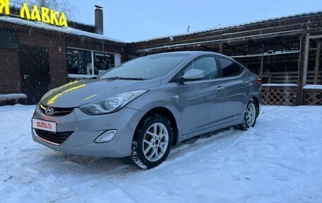 Hyundai Elantra V, 2011 год, 820 000 рублей, 3 фотография