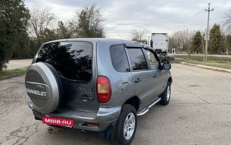 Chevrolet Niva I рестайлинг, 2004 год, 343 000 рублей, 3 фотография