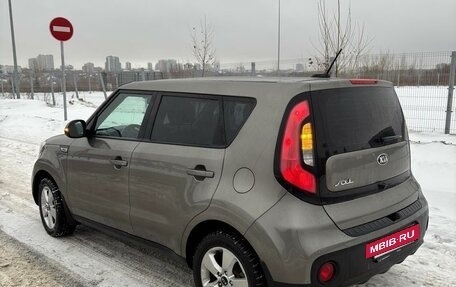 KIA Soul II рестайлинг, 2018 год, 1 620 000 рублей, 19 фотография