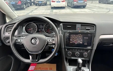 Volkswagen Golf VII, 2020 год, 1 750 000 рублей, 7 фотография