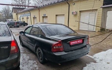 Volvo S80 II рестайлинг 2, 2002 год, 390 000 рублей, 1 фотография