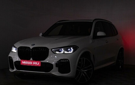 BMW X5, 2019 год, 6 320 000 рублей, 38 фотография