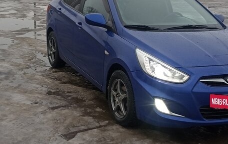 Hyundai Solaris II рестайлинг, 2013 год, 675 000 рублей, 9 фотография