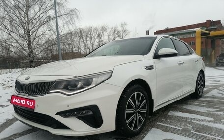 KIA Optima IV, 2018 год, 1 700 000 рублей, 2 фотография