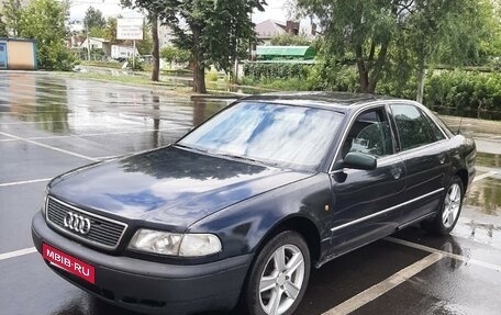 Audi A8, 1996 год, 415 000 рублей, 1 фотография