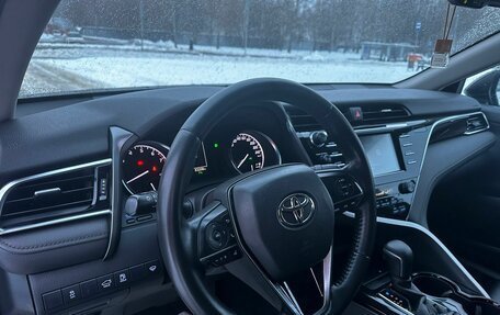 Toyota Camry, 2019 год, 2 780 000 рублей, 2 фотография