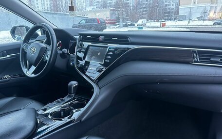 Toyota Camry, 2019 год, 2 780 000 рублей, 13 фотография