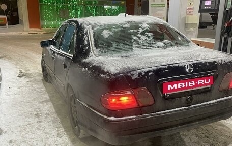 Mercedes-Benz E-Класс, 1996 год, 200 000 рублей, 3 фотография