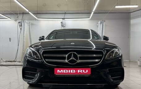 Mercedes-Benz E-Класс, 2019 год, 4 800 000 рублей, 2 фотография