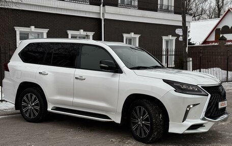 Lexus LX III, 2017 год, 7 300 000 рублей, 2 фотография