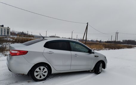 KIA Rio III рестайлинг, 2013 год, 670 000 рублей, 10 фотография