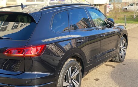 Volkswagen Touareg III, 2019 год, 6 600 000 рублей, 4 фотография