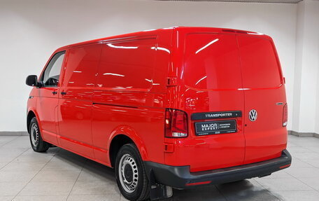 Volkswagen Transporter T6 рестайлинг, 2021 год, 4 300 000 рублей, 7 фотография