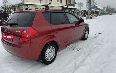 KIA cee'd I рестайлинг, 2009 год, 630 000 рублей, 2 фотография