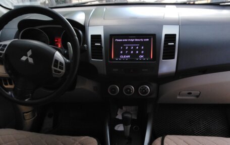 Mitsubishi Outlander III рестайлинг 3, 2008 год, 1 260 000 рублей, 8 фотография