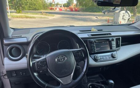 Toyota RAV4, 2016 год, 2 250 000 рублей, 8 фотография