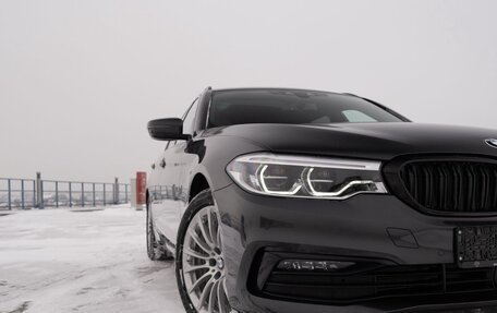 BMW 5 серия, 2019 год, 4 030 000 рублей, 2 фотография