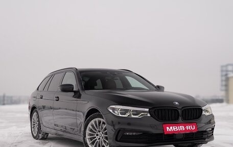 BMW 5 серия, 2019 год, 4 030 000 рублей, 1 фотография