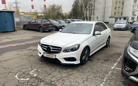 Mercedes-Benz E-Класс, 2015 год, 1 950 000 рублей, 2 фотография