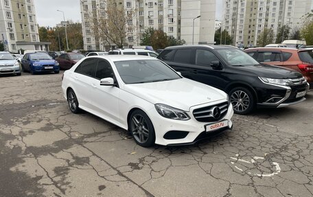 Mercedes-Benz E-Класс, 2015 год, 1 950 000 рублей, 3 фотография