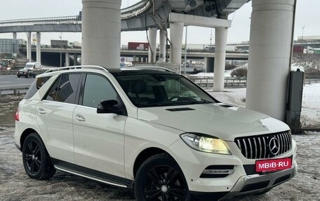 Mercedes-Benz M-Класс, 2011 год, 2 350 000 рублей, 2 фотография