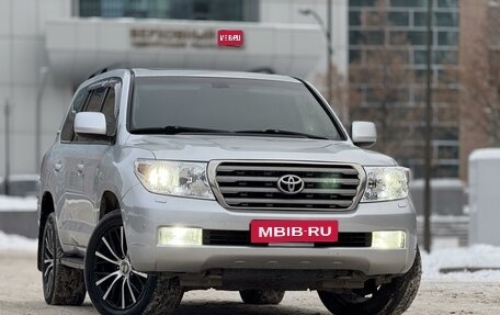 Toyota Land Cruiser 200, 2011 год, 3 099 000 рублей, 1 фотография