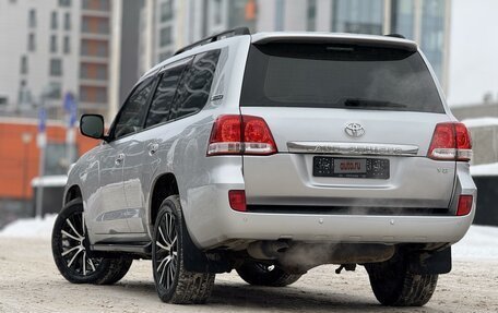 Toyota Land Cruiser 200, 2011 год, 3 099 000 рублей, 2 фотография